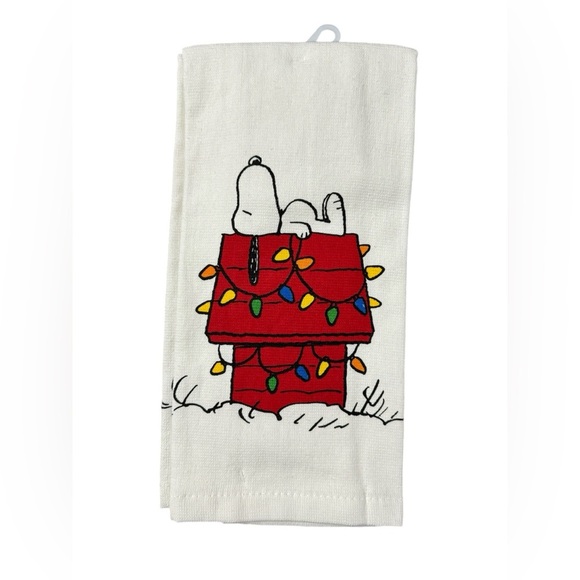 Peanuts Snoopy Christmas Kitchen Towels 2 Pack - Picture 2 of 2